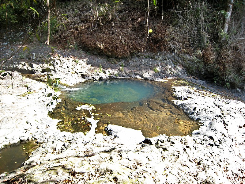 2009-11-06 22-05-23_3.jpg - Felsenpool bei der "Natural Bridge"